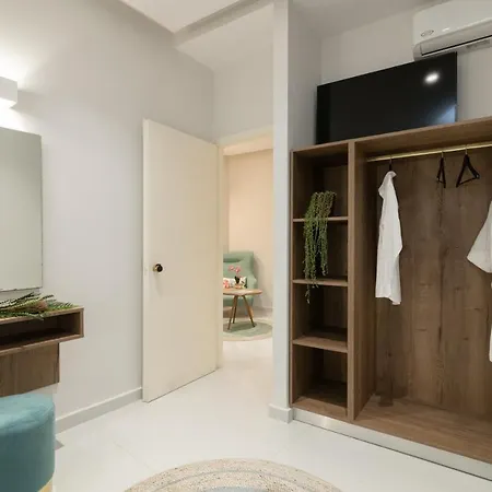アパートホテル Plaza Pallas